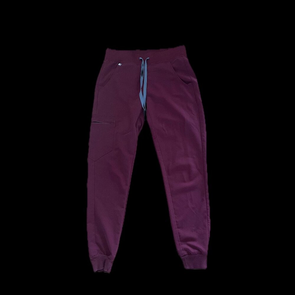 Figs Women's Jogger Scrub Pants in Burgundy